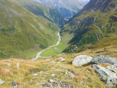 009-Das Frotznitzbachtal vom Venediger Hoehenweg